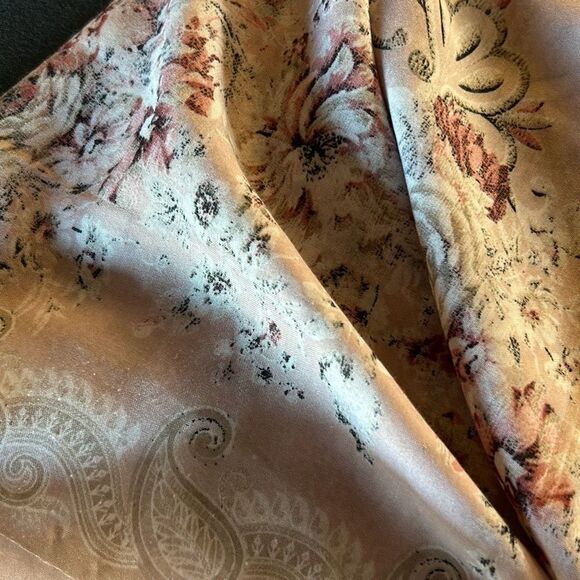 Turkish Floral Scarf - Picture 3 of 6